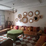 Riad Sarsar Airport